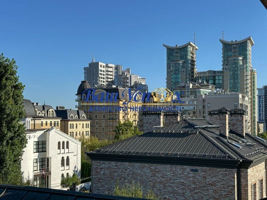 Продажа дома в центре Киева ул. Зверинецкая, Печерск, Киев.