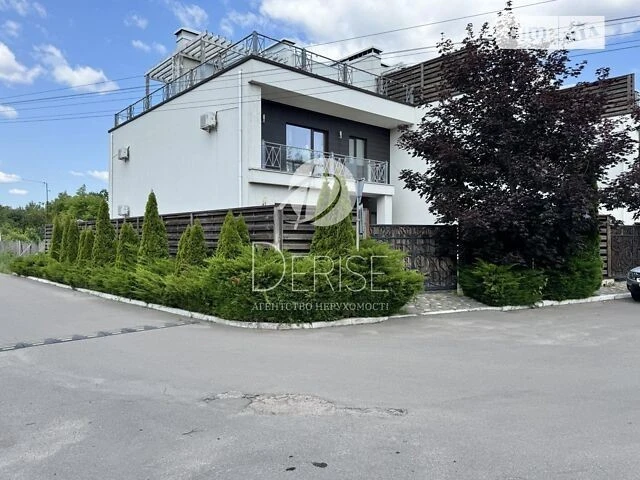 Продаж 2 поверхового таунхауса з ділянкою на 3 сотки, 190 кв
