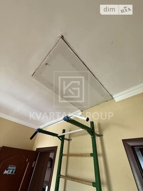 Продаж 2 поверхового будинку з верандою і ділянкою на 5 сото