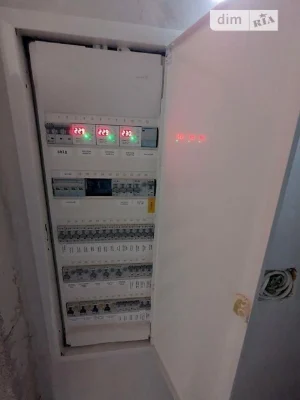 Продаж 3 поверхового таунхауса з ділянкою на 1 сотку, 89 кв.