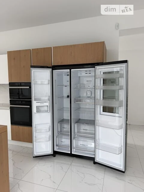 Продаж 2 поверхового будинку з ділянкою на 6 соток, 188 кв.
