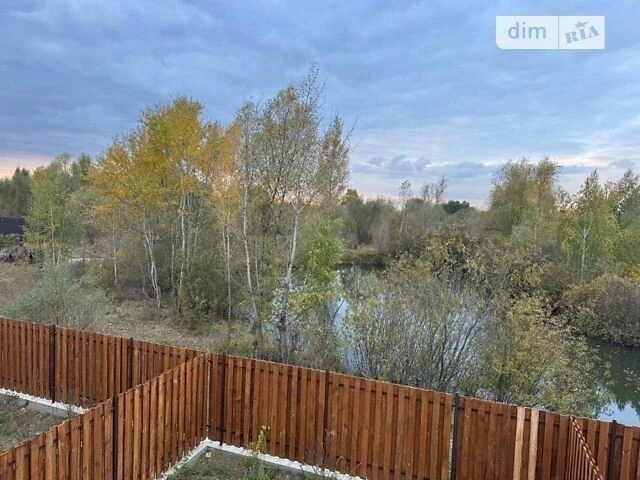 Продаж 2 поверхового таунхауса з ділянкою на 1.8 сотки, 125