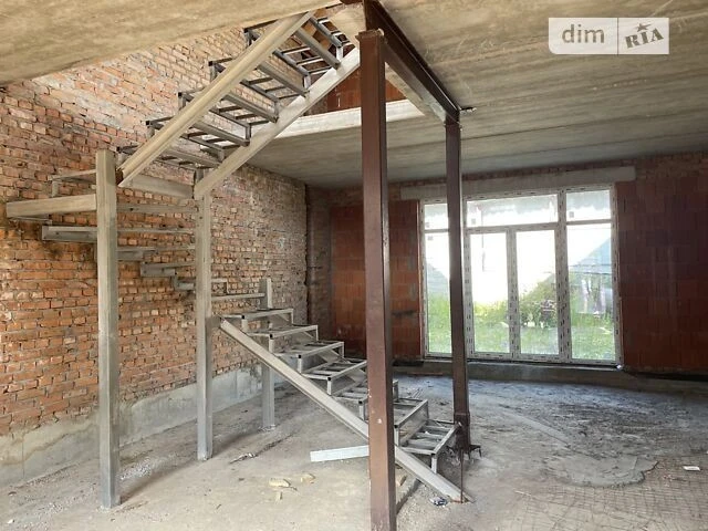 Продаж 2 поверхового таунхауса 105 кв. м, 3 кімнати, на вул.