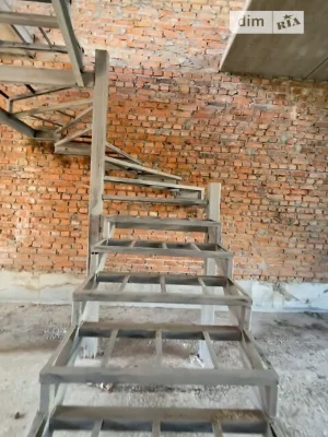 Продаж 2 поверхового таунхауса 105 кв. м, 3 кімнати, на вул.
