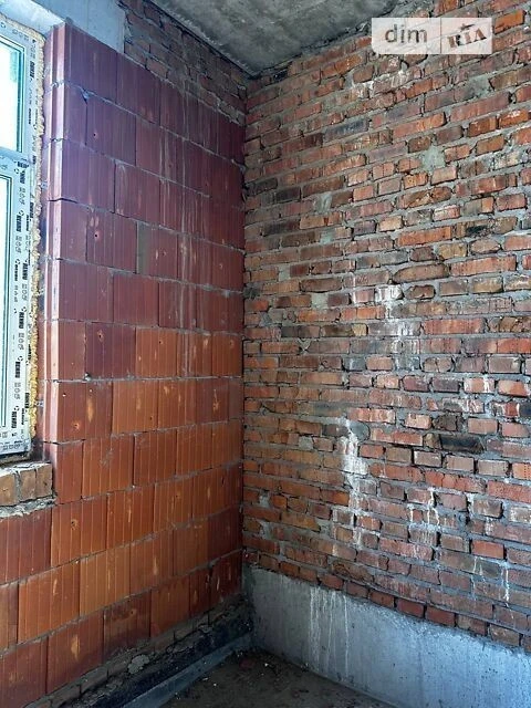 Продаж 2 поверхового таунхауса з ділянкою на 1.7 сотки, 105