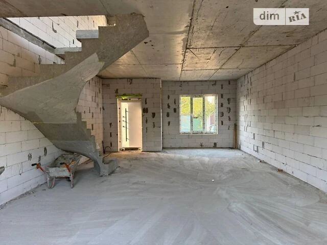 Продаж 2 поверхового таунхауса з ділянкою на 2 сотки, 120 кв