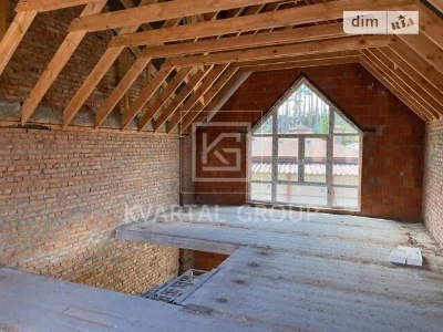 Продаж 2 поверхового таунхауса з ділянкою на 2.2 сотки, 125