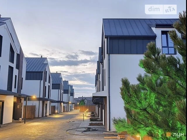 Продаж частини будинку на вул. Смерекова, 3 кімнати • ID 316