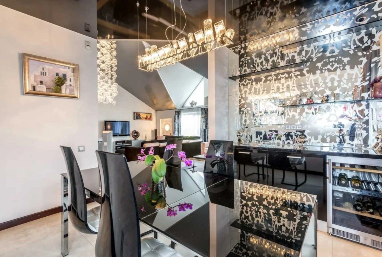 Продаж будинку 260 м², Святищенська вул.