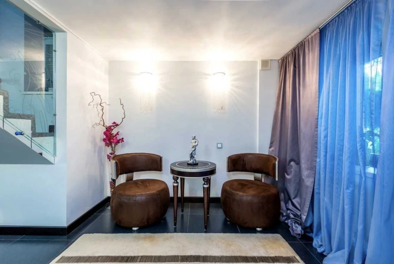 Продаж будинку 260 м², Святищенська вул.