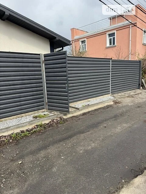 Продаж 1 поверхового дуплекса 60 кв. м, 2 кімнати, на вул. 1