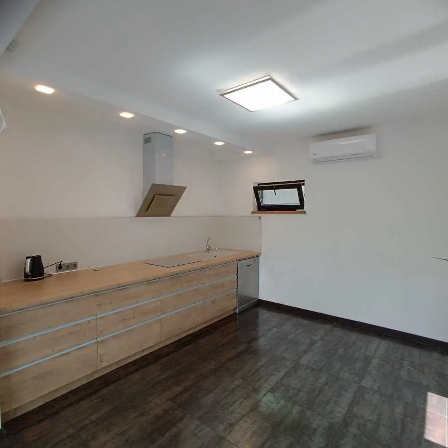 Продаж будинку 250 м², 1-й Садовий пров.