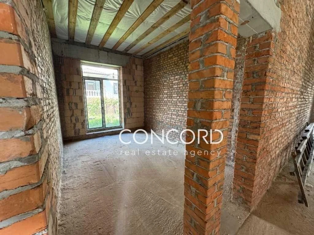 Продаж будинку 234 м², Двінська вул., 13/6