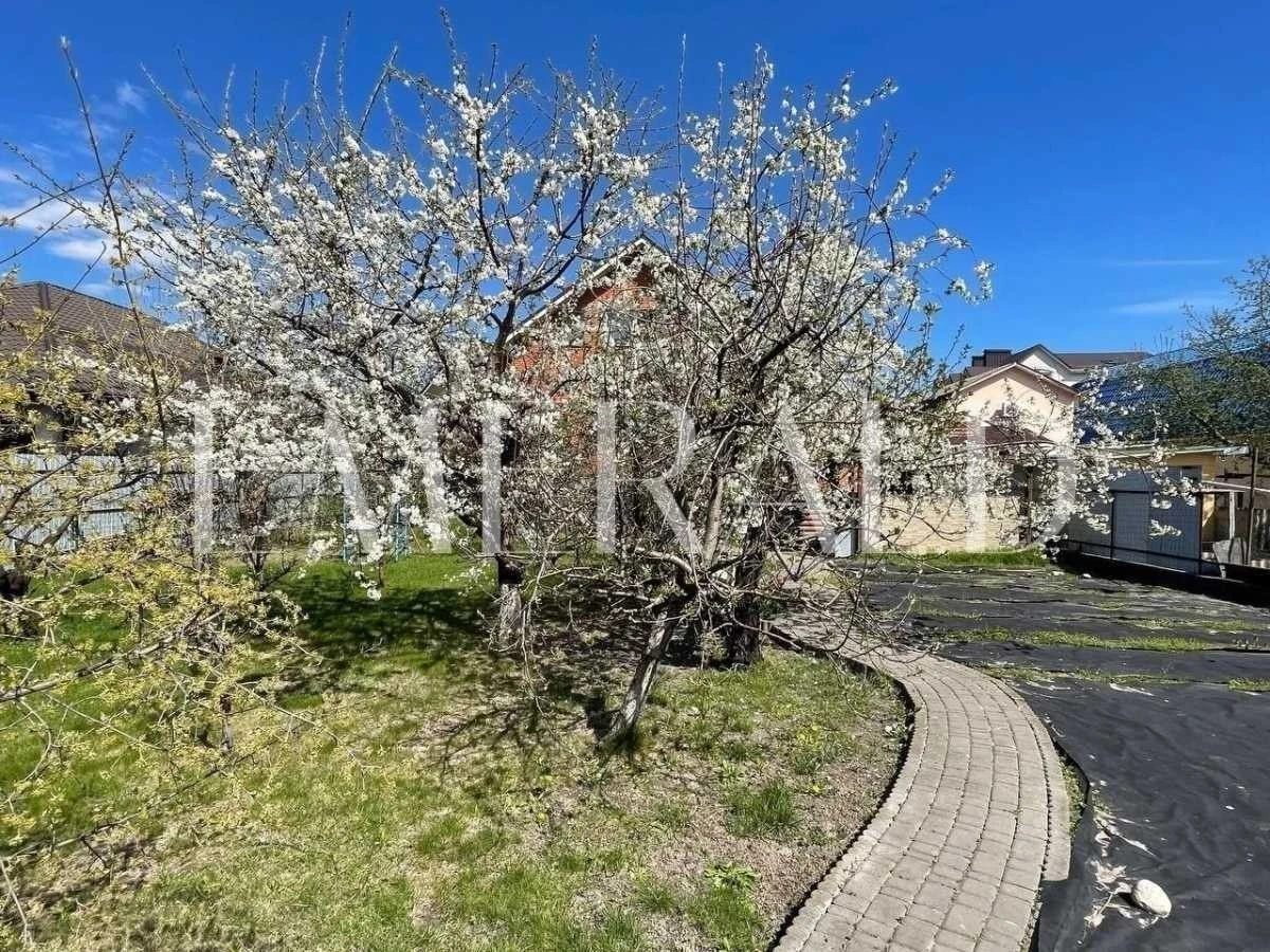 Продаж будинку 218.1 м², Молодіжна вул., 10В