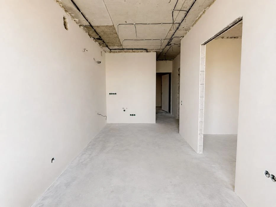 New building with renovation without commission for the buyer