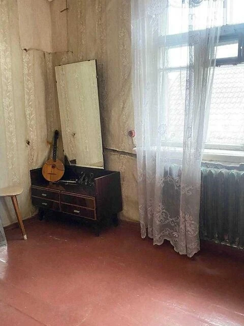 Продаж частини будинку на вул. Байди-Вишневецького, 3 кімнат