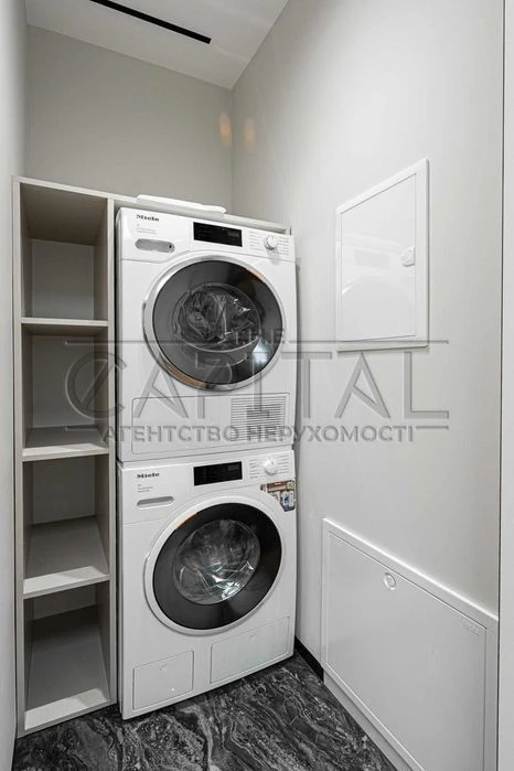 Продаж/Будинок/303м2/Київ/Дарницький