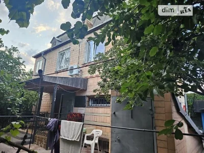 Продаж 3 поверхового будинку з верандою і ділянкою на 6 сото