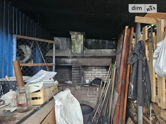 Продаж 3 поверхового будинку з верандою і ділянкою на 6 сото