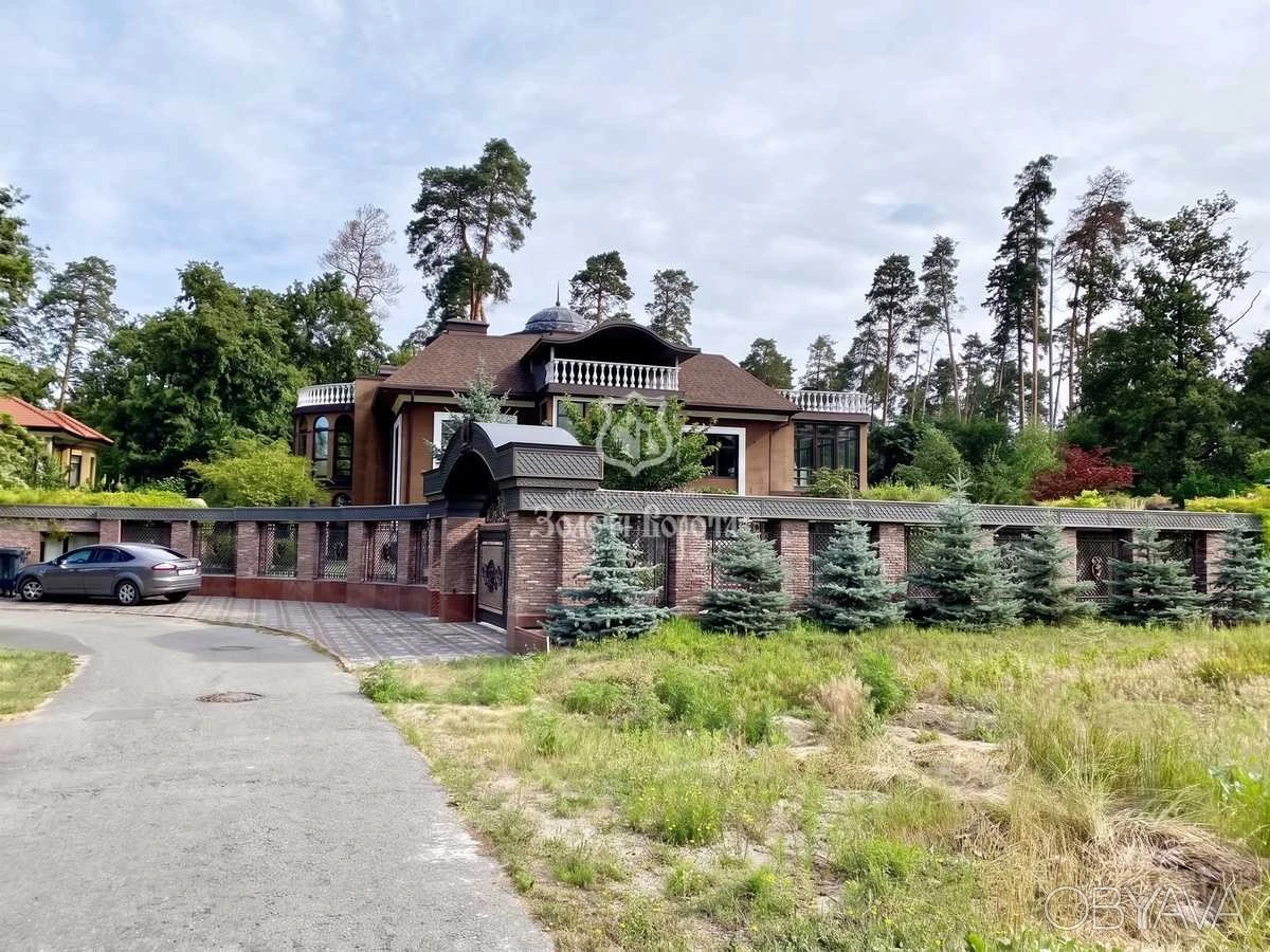 дом, 1432.00 кв.м