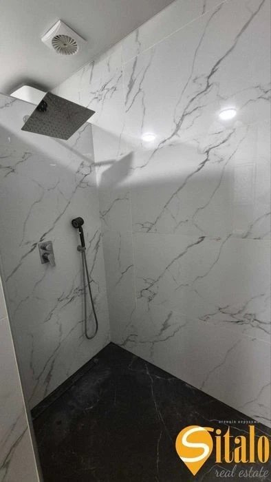 Продаж будинку на Осокорках м. Славутич 800м. Без комісії