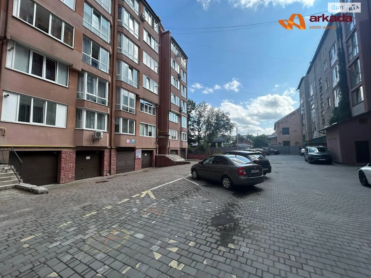 Продаж Квартира Центр