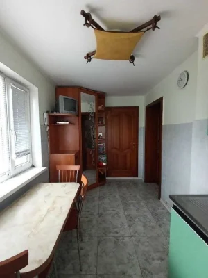 Без комісії! Продам будинок із ремонтом на Осокорках, ст. м.