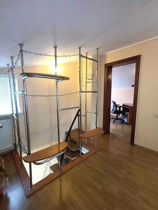Без комісії! Продам будинок із ремонтом на Осокорках, ст. м.