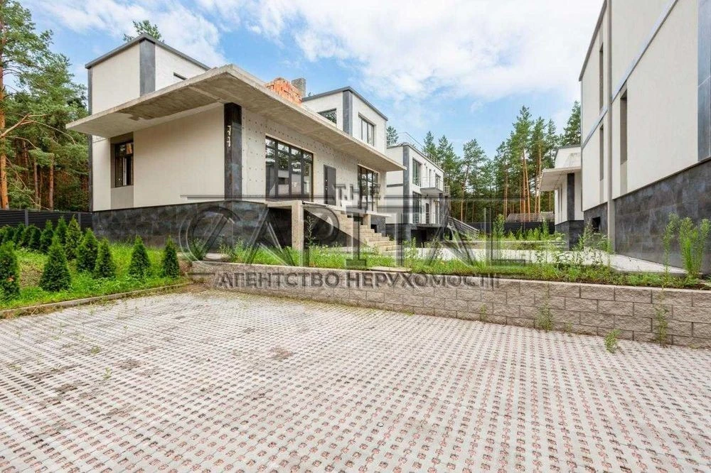 Продаж будинку в Биківні на вул. Радистів затишок і приватні