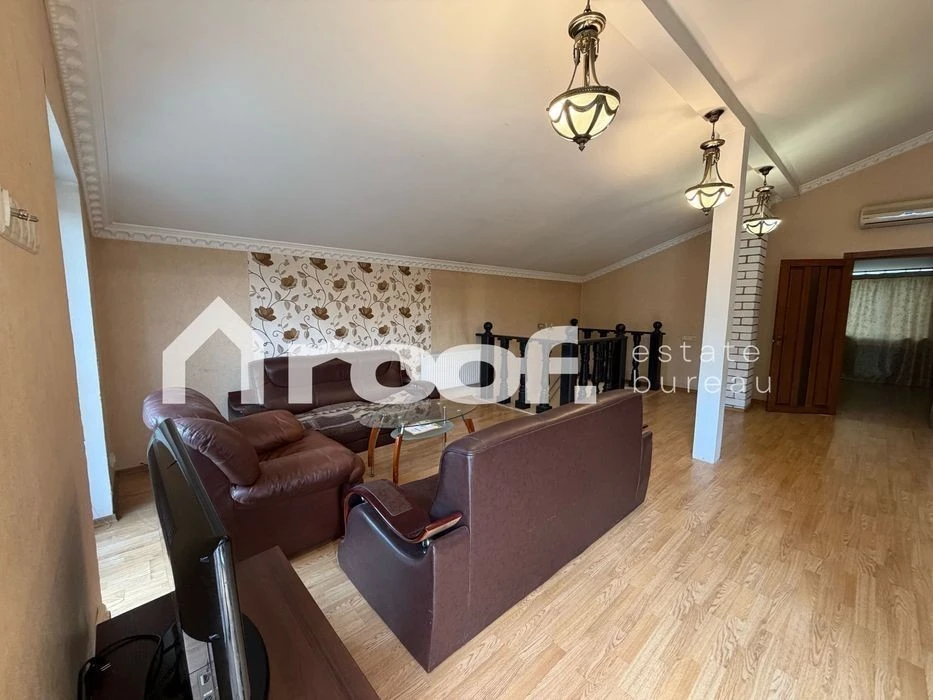 Без % продаж будинку 267м2 6 кімнат, 3 поверхи, басейн, саун