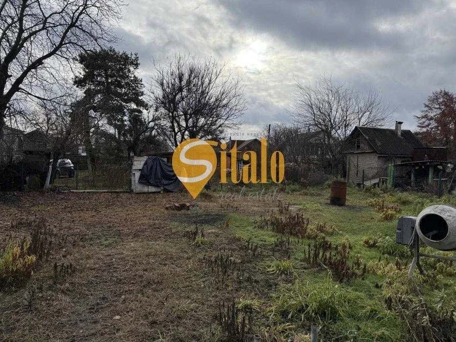 Будинок на Осокорках 4 км до метро, під чистове оздоблення.