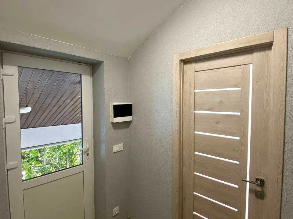 Будинок. Київ, Центральна вул.