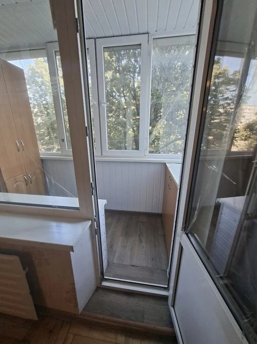 For sale 2 rooms on Yuvileyny Avenue, Khortytskyi district