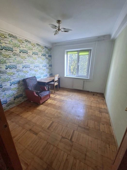 For sale 2 rooms on Yuvileyny Avenue, Khortytskyi district