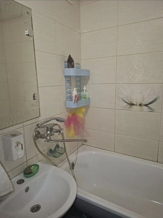 For sale 2 rooms on Yuvileyny Avenue, Khortytskyi district