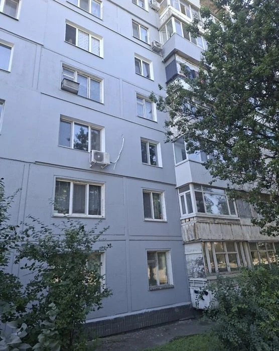 For sale 2 rooms on Yuvileyny Avenue, Khortytskyi district