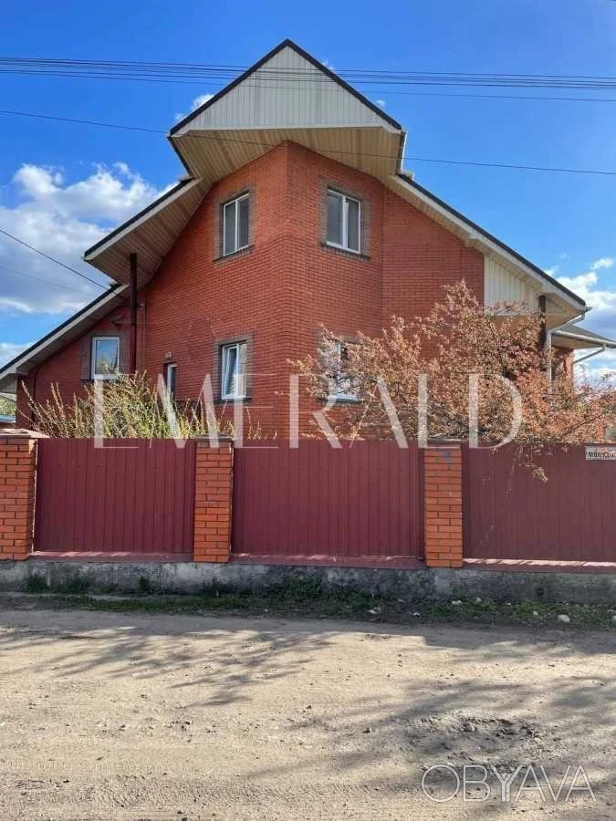 дом, 218.10 кв.м
