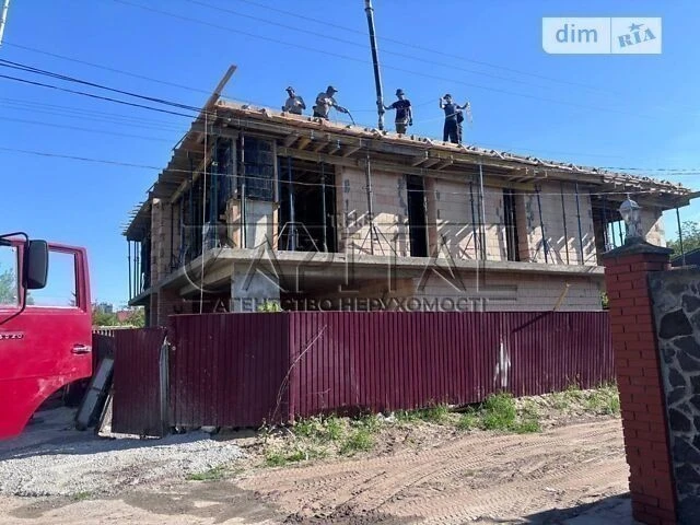 Продаж 2 поверхового будинку з ділянкою на 10 соток, 150 кв.