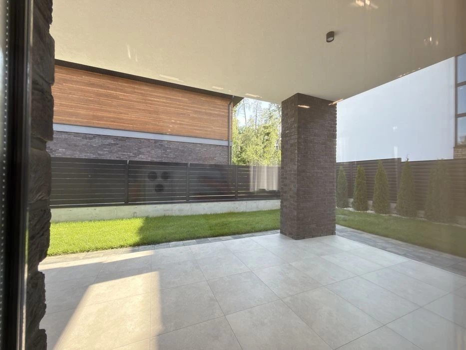 Сучасний будинок 180 м² з ремонтом, меблями та технікою | Га