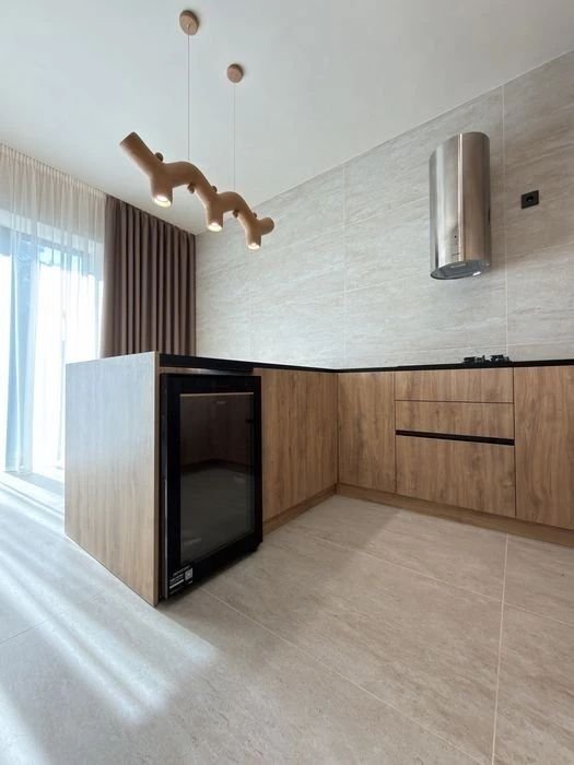 Сучасний будинок 180 м² з ремонтом, меблями та технікою | Га