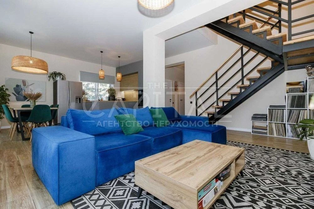 Продаж сучасного дуплексу 150 м² у повній комплектації вул.