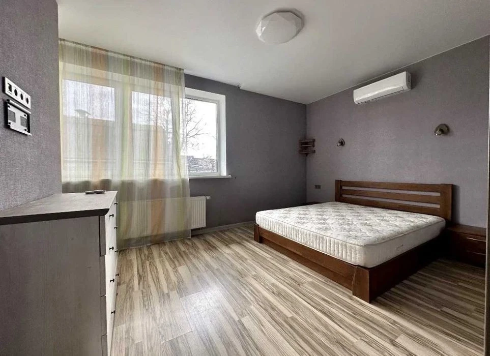 Продаж ТаунХауса з Ремонтом 105 м2, 2 км до метро Славутич,
