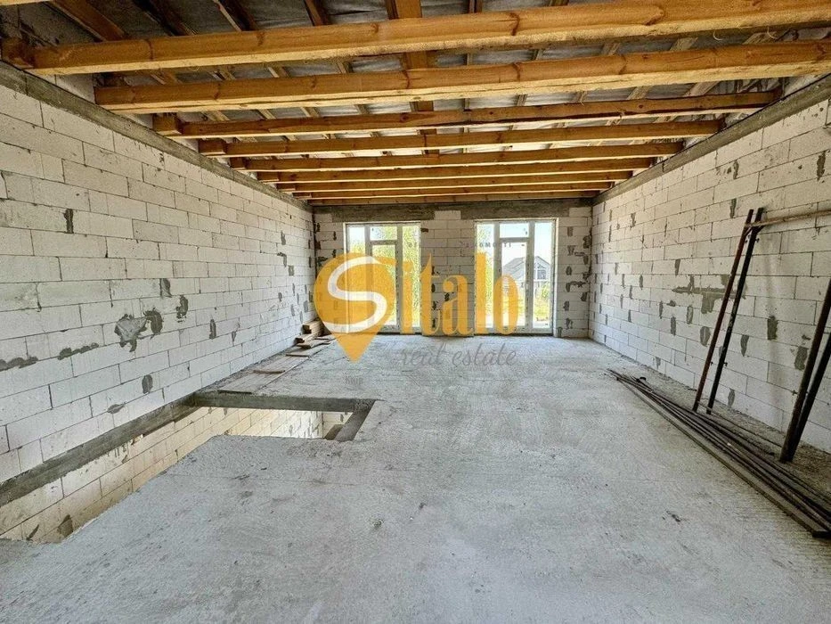 Таунхаус біля води, невеликий будинок, 10 хв до метро Осокор