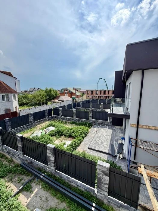 Продаж Дуплекс 130 м² ділянка 3 сот Осокорки Газ 4 км метро