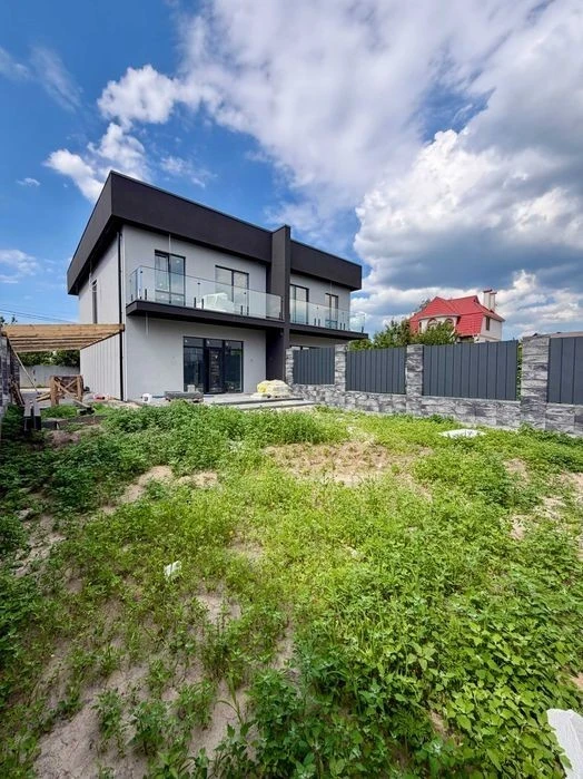 Продаж Дуплекс 130 м² ділянка 3 сот Осокорки Газ 4 км метро