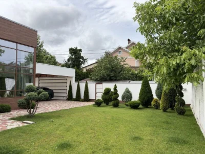 Nyvky Residence - сучасний одноповерховий будинок 180 м² - з