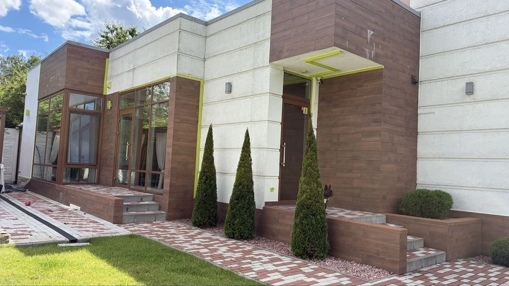 Nyvky Residence - сучасний одноповерховий будинок 180 м² - з