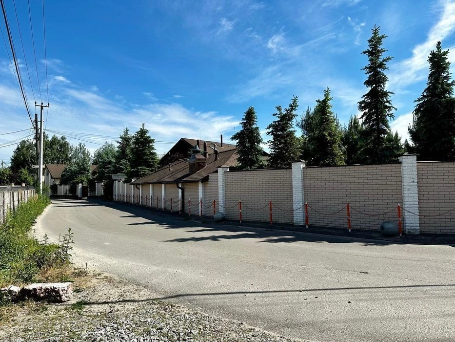 Продаж будинку з ремонтом Киев Дарницкий метро Славутич Осок