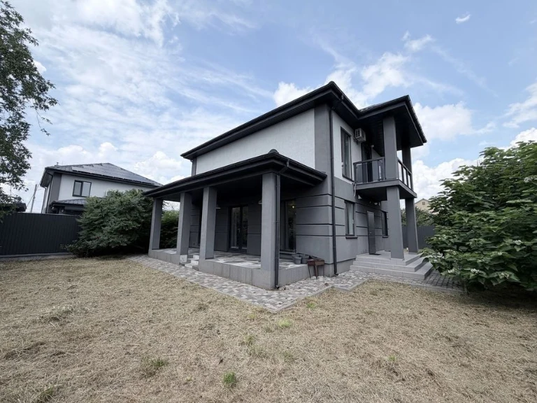 Продам Будинок з ремонтом 177м2 (3-спальні) ! Жуляни, без ко