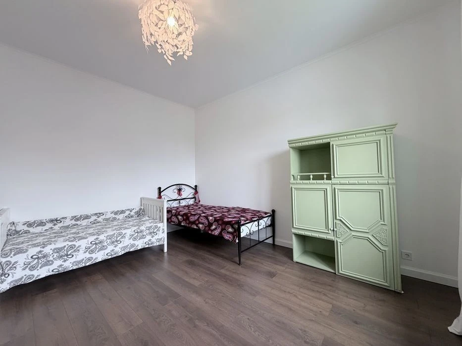 Продам Будинок з ремонтом 177м2 (3-спальні) ! Жуляни, без ко
